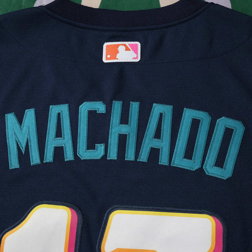 2627 MLB San Diego Padres 13#MACHADO