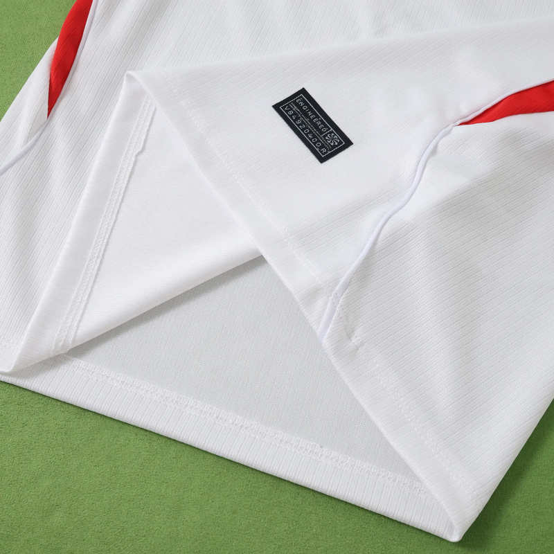2026 Poland home Kids kit