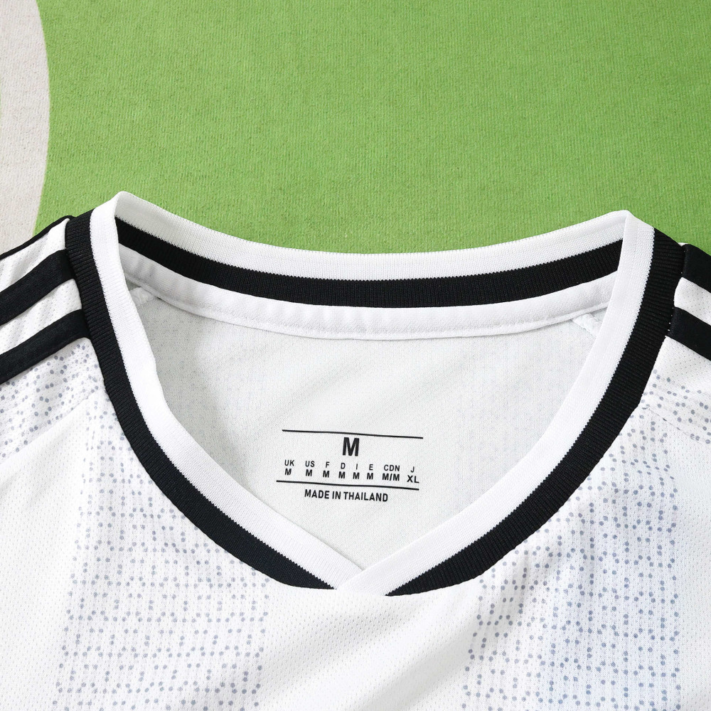 2627 season Eintracht Frankfurt away Fan version