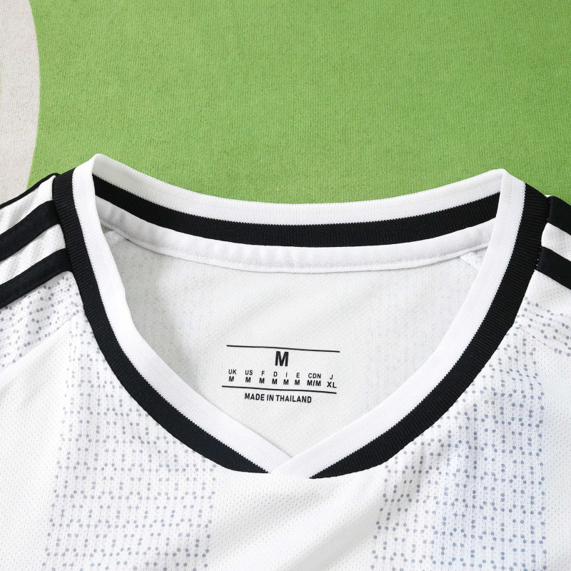2627 season Eintracht Frankfurt away Fan version