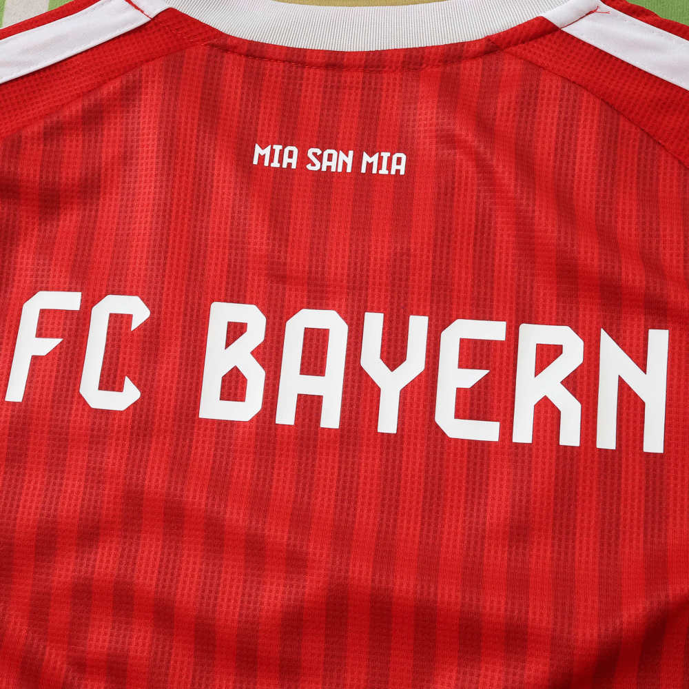 2627 season Fußball-Club Bayern München home Fan version