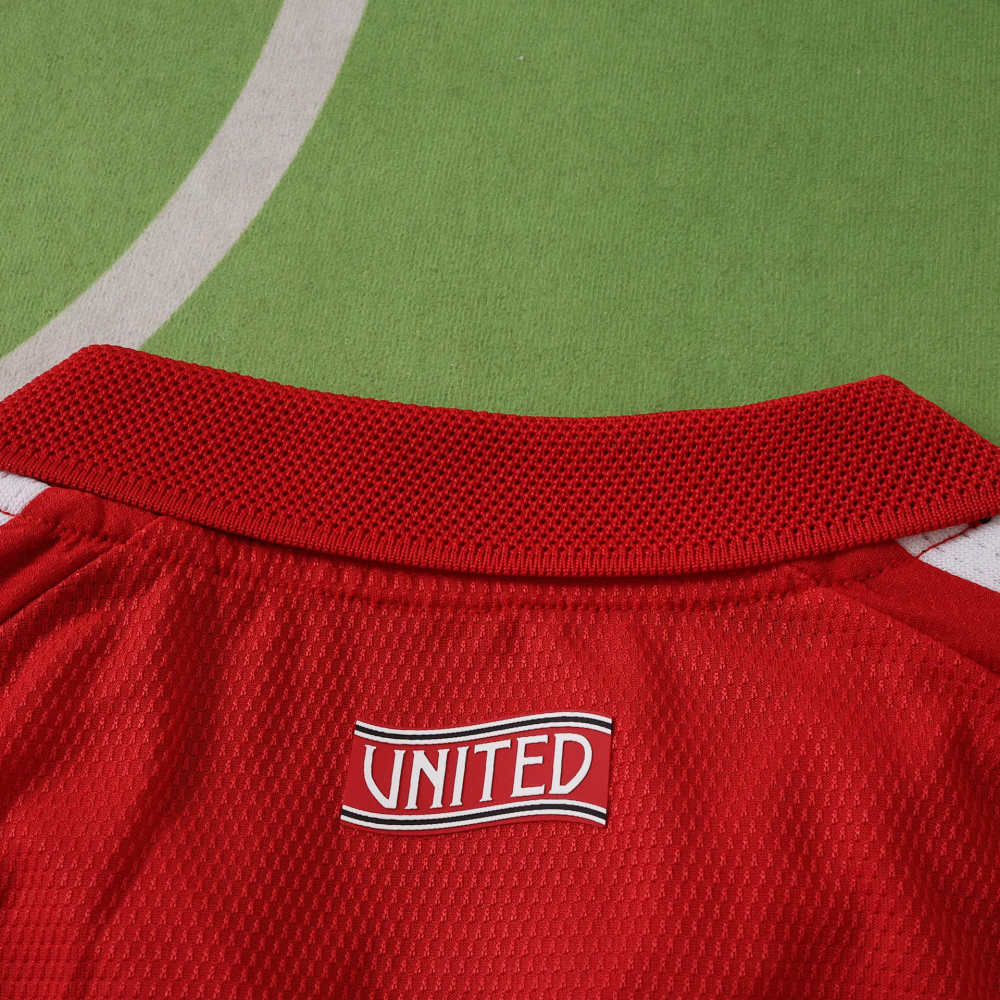 2627 season Manchester United F.C. home Player version