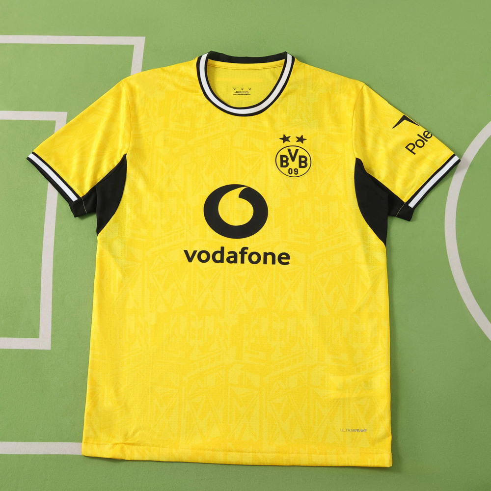 2627 season Borussia Dortmund home  Player version