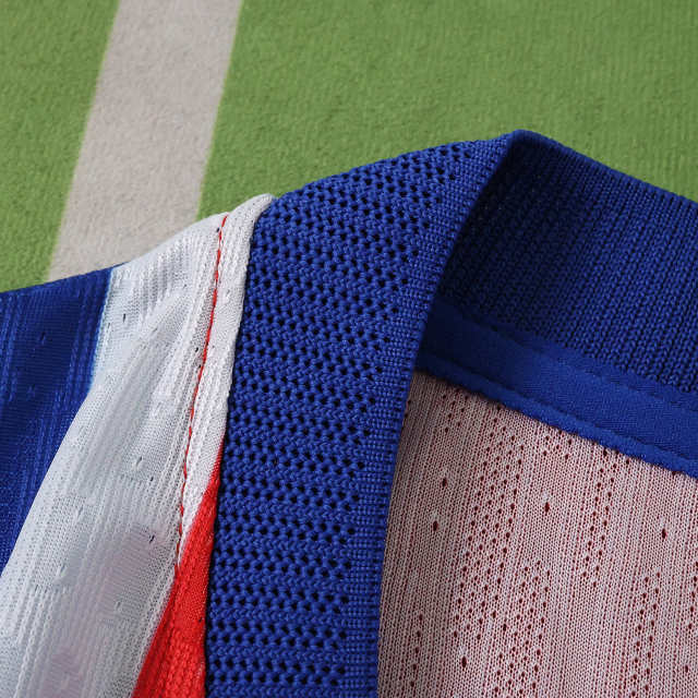 2627 season Paris Saint-Germain F.C. home Player version