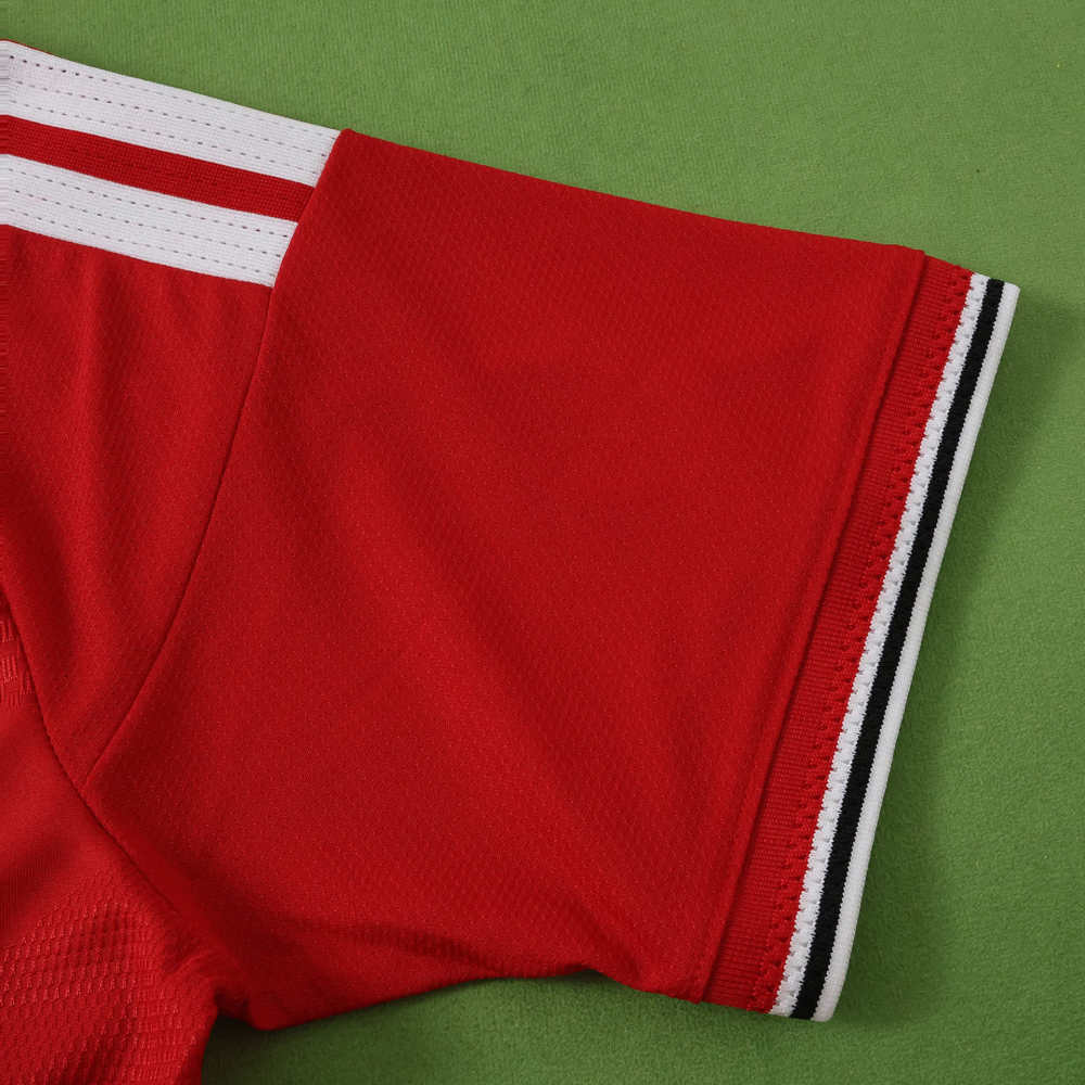 2627 season Manchester United F.C. home Player version