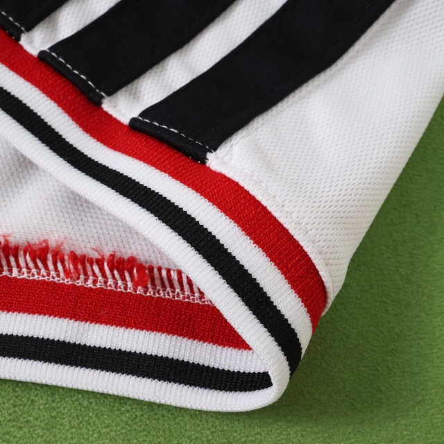 2627 season Manchester United F.C.  home shorts
