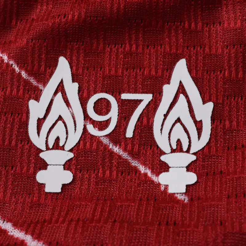 2627 season Liverpool F.C. home Player version