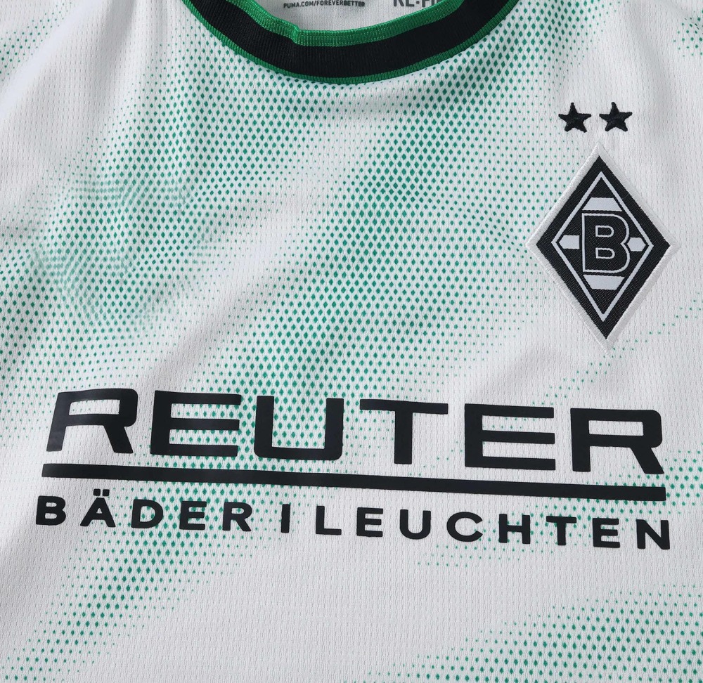2627 Season Borussia Mönchengladbach Home kids kit