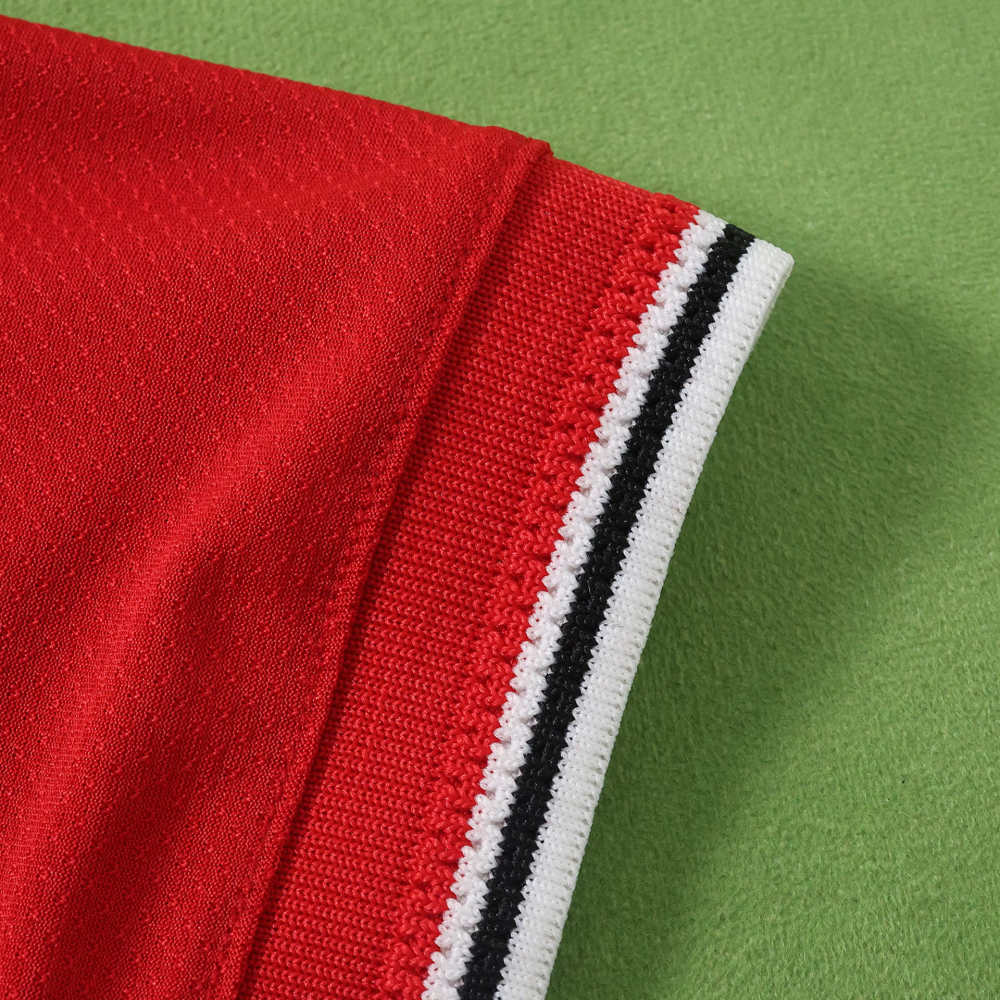 2526 season Manchester United F.C. home Player version