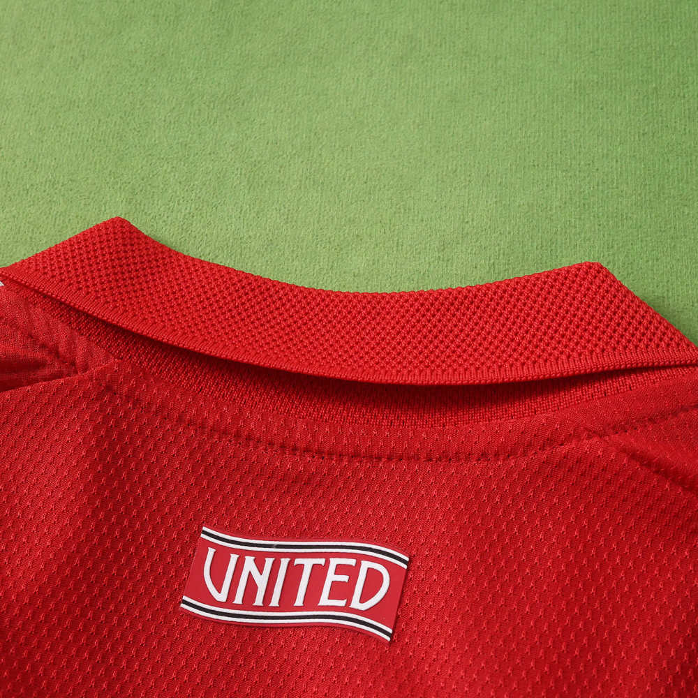 2526 season Manchester United F.C. home Player version