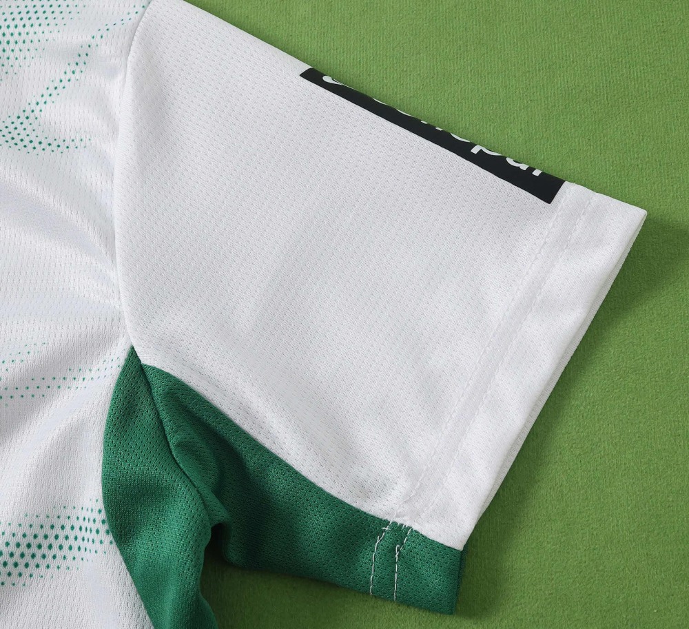 2627 Season Borussia Mönchengladbach Home kids kit