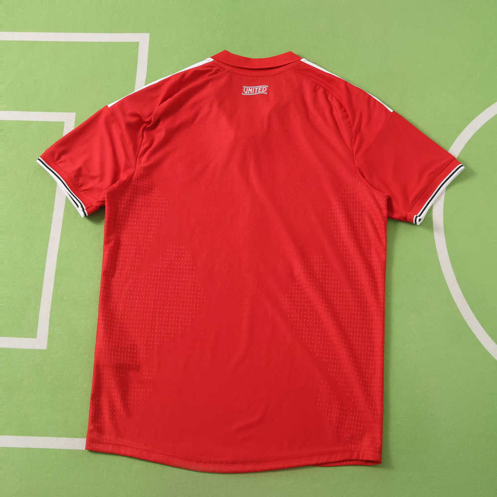 2526 season Manchester United F.C. home Player version