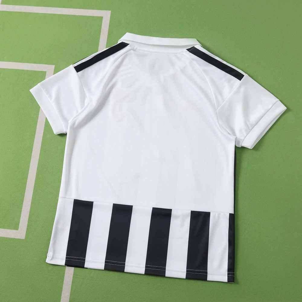 2627 Season Juventus F.C. Home kids kit