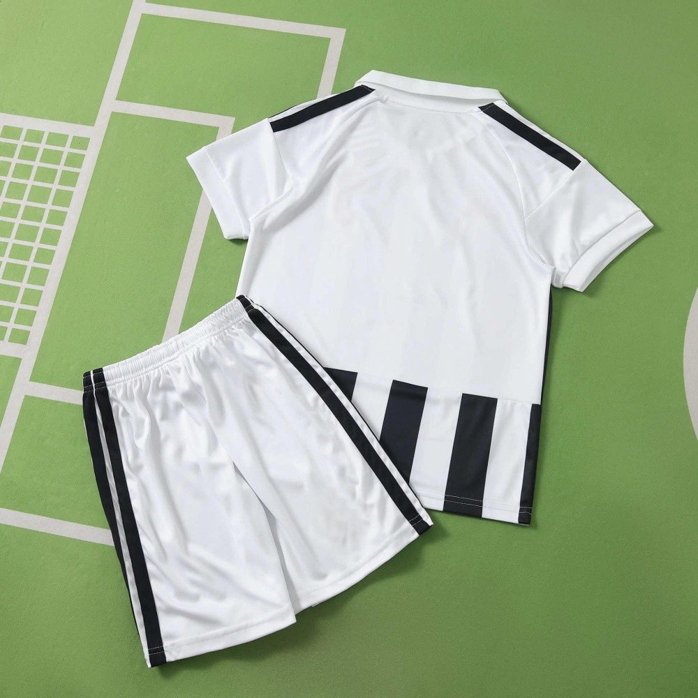 2627 Season Juventus F.C. Home kids kit