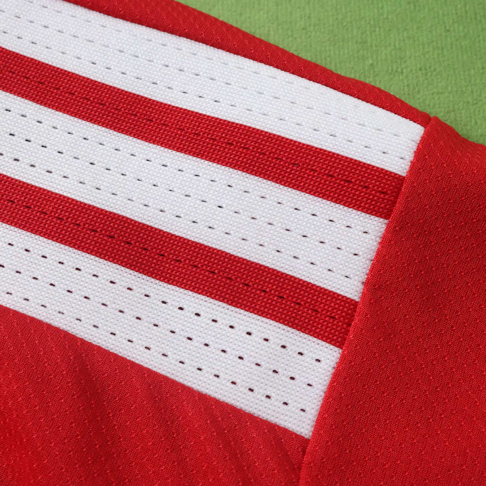 2526 season Manchester United F.C. home Player version