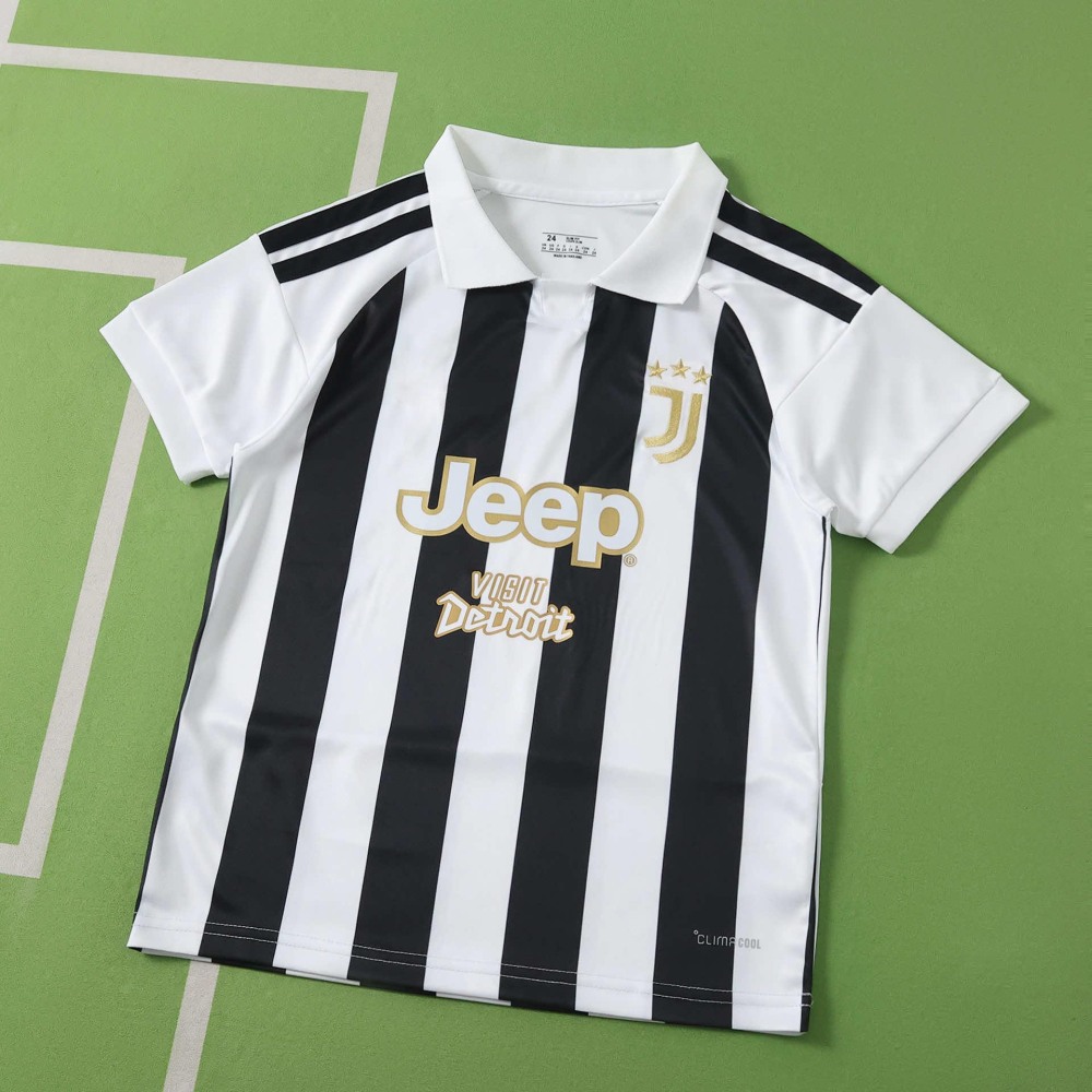 2627 Season Juventus F.C. Home kids kit