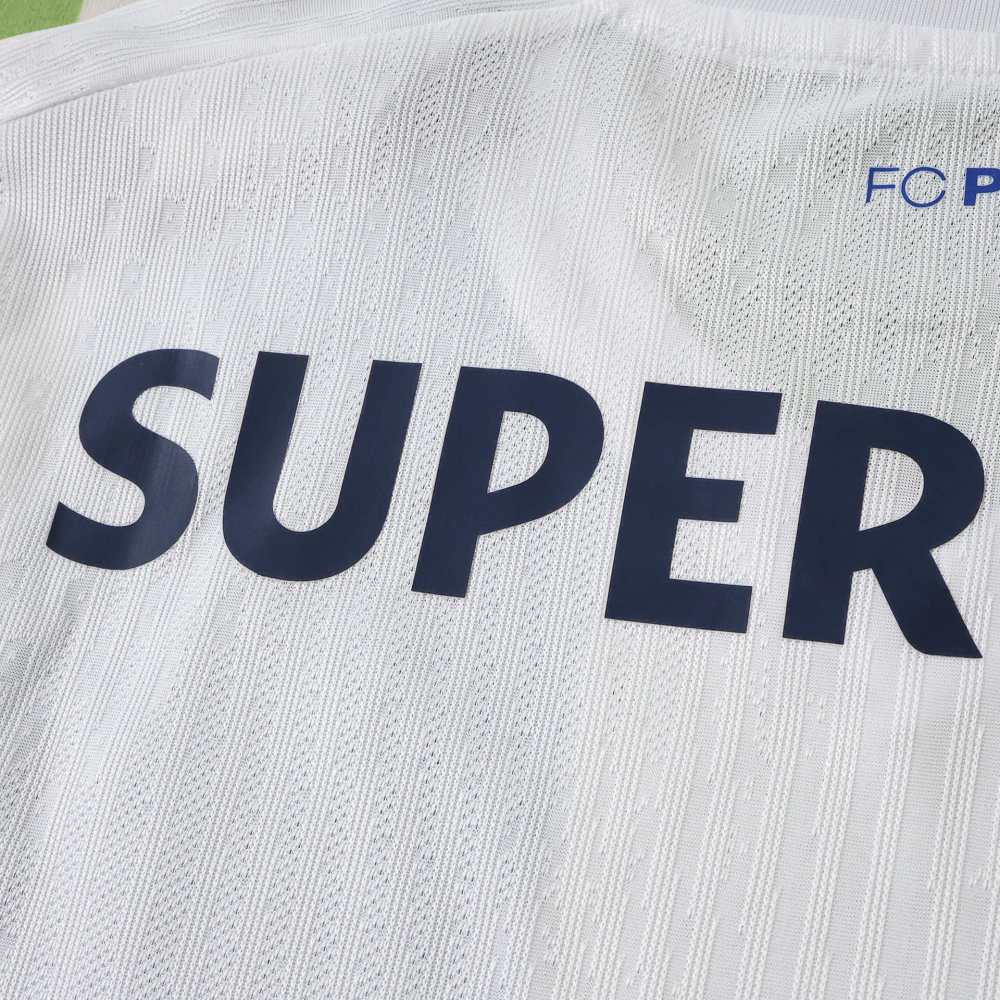 2627 season FC Porto home Player version