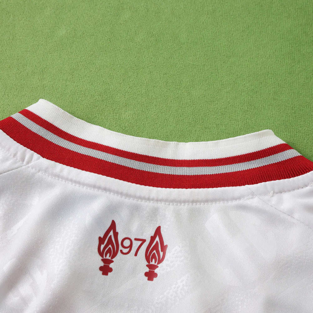 2627 season Liverpool F.C. away Fan version