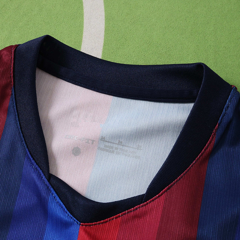 2627 season FC Barcelona / Barça home Kids kit