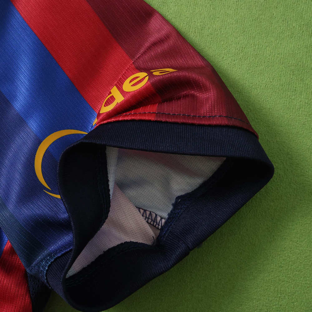 2627 season FC Barcelona / Barça home Cropped Jersey