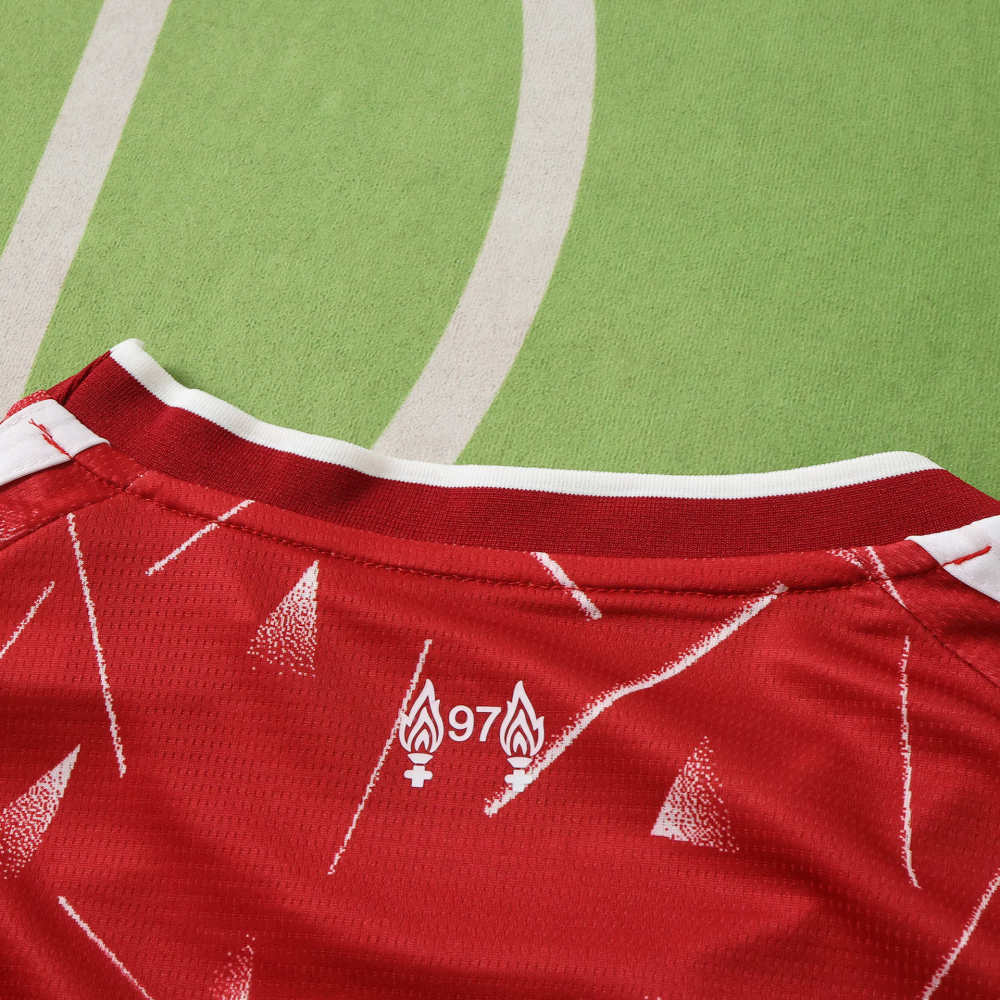 2627 season Liverpool F.C. home Cropped Jersey