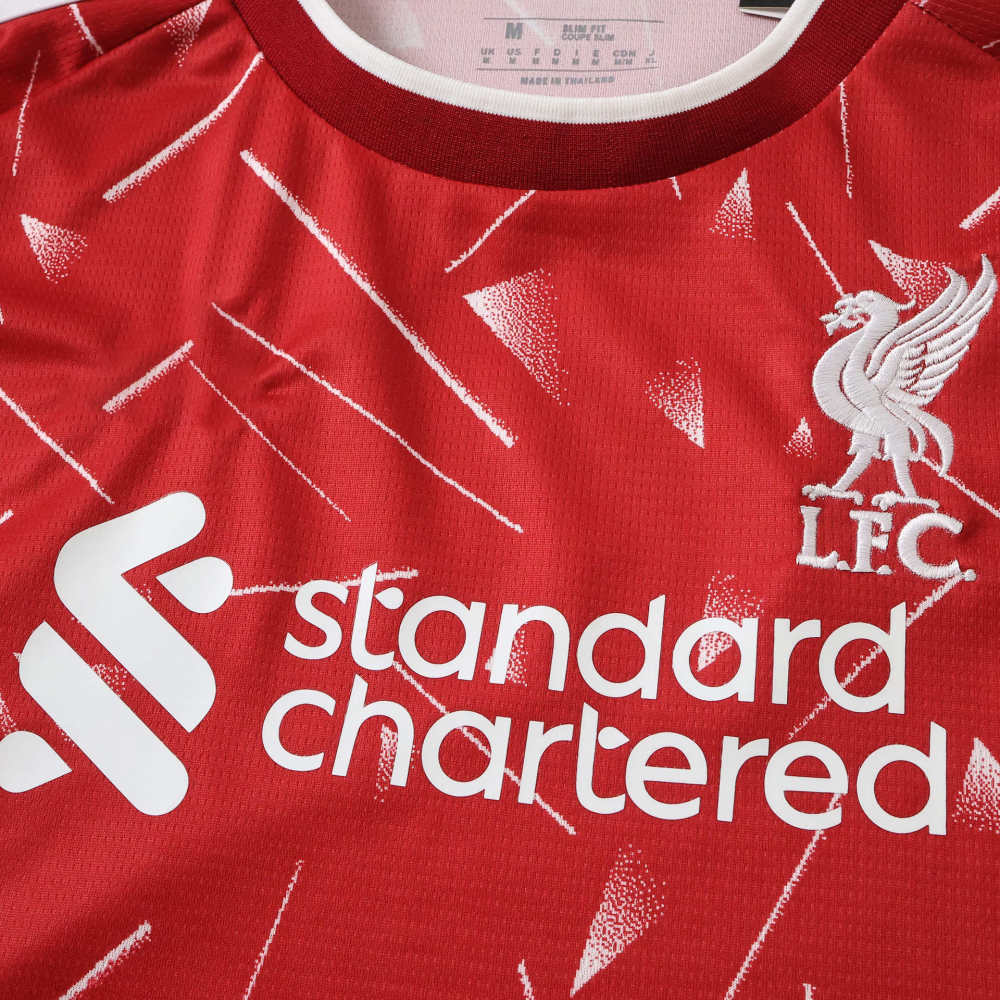 2627 season Liverpool F.C. home Cropped Jersey
