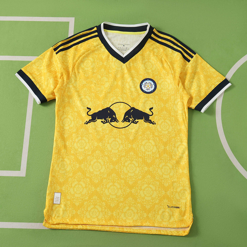 2627 season Leeds United F.C. away Player version