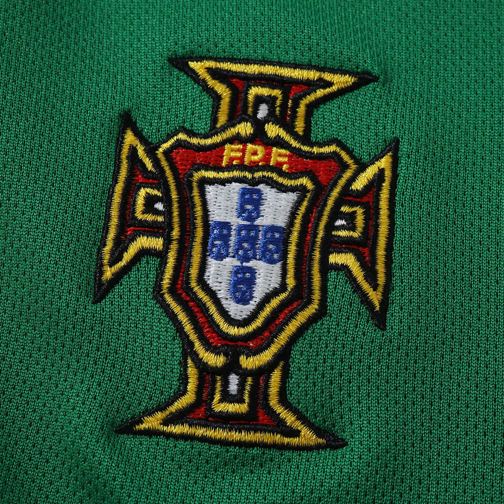 2004 Portugal home retro Long sleeves Kids kit