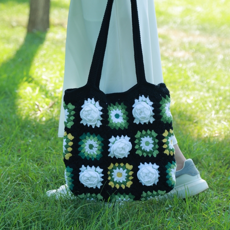 Puffy Flower Zug Bags