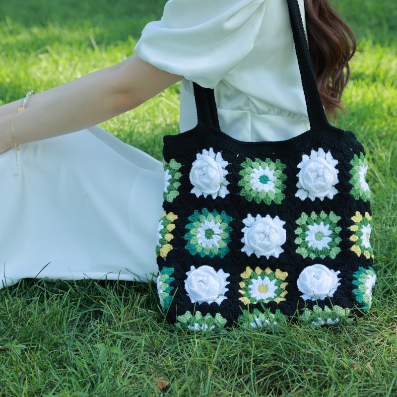 Puffy Flower Zug Bags