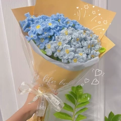Aqua + Light Blue (12 crochets)