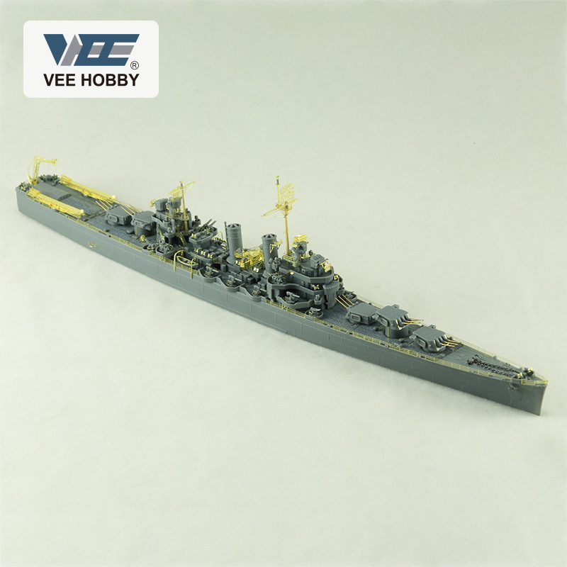 VEE E57017 1/700 USS Phoenix CL-46 1944 Carrier Deluxe Edition