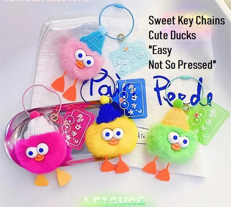 5PCS Duck Team Keychain Cartoon Backpack Charm Gift for Women Men Children Schoolmates Team Members Cute 5-Color Duck Keychain Car Key