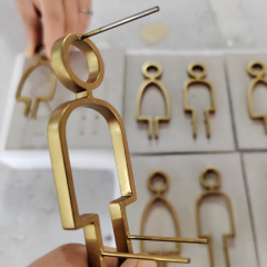 3D Toilet Logo Signage electroplated flat cut letters for hotel / shopping mall / school toilet metal signage use