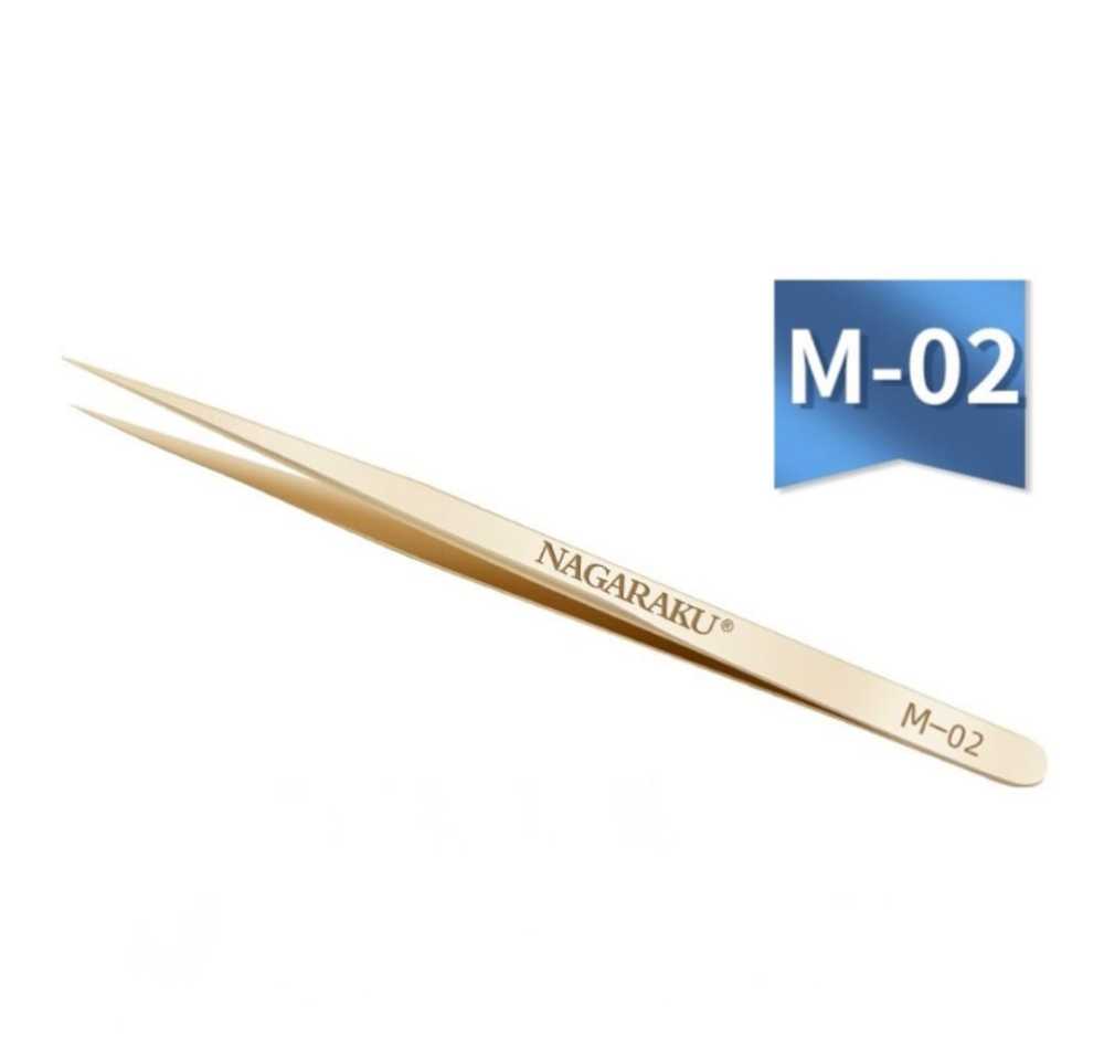 Pinza para extensión de pestaña para armar abanicos.