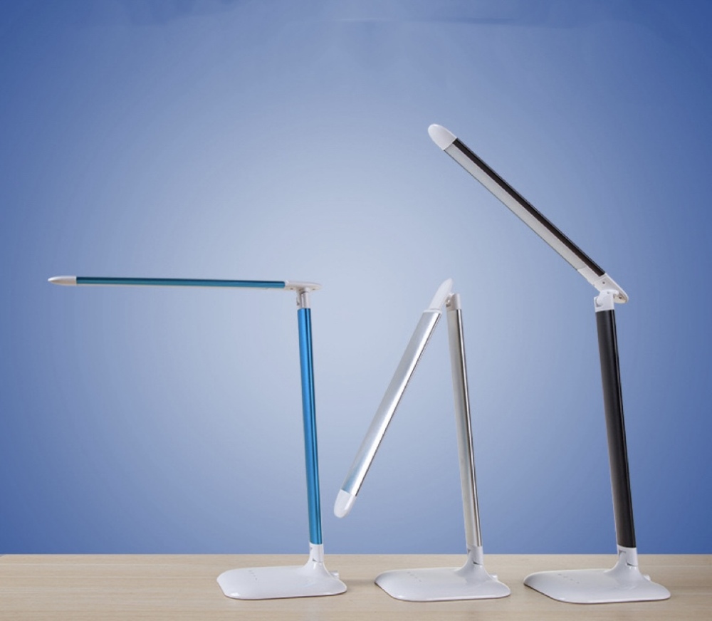 Lámpara de escritorio