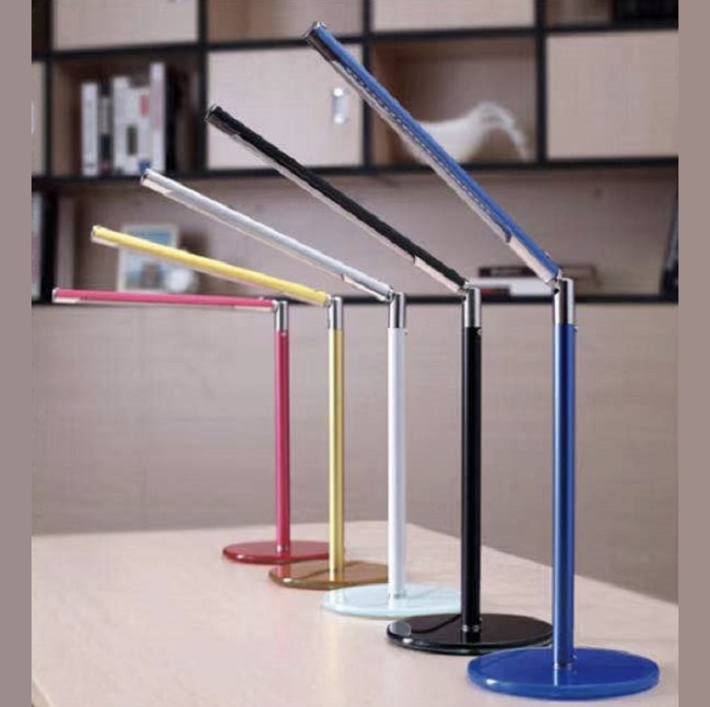 Lámpara de escritorio