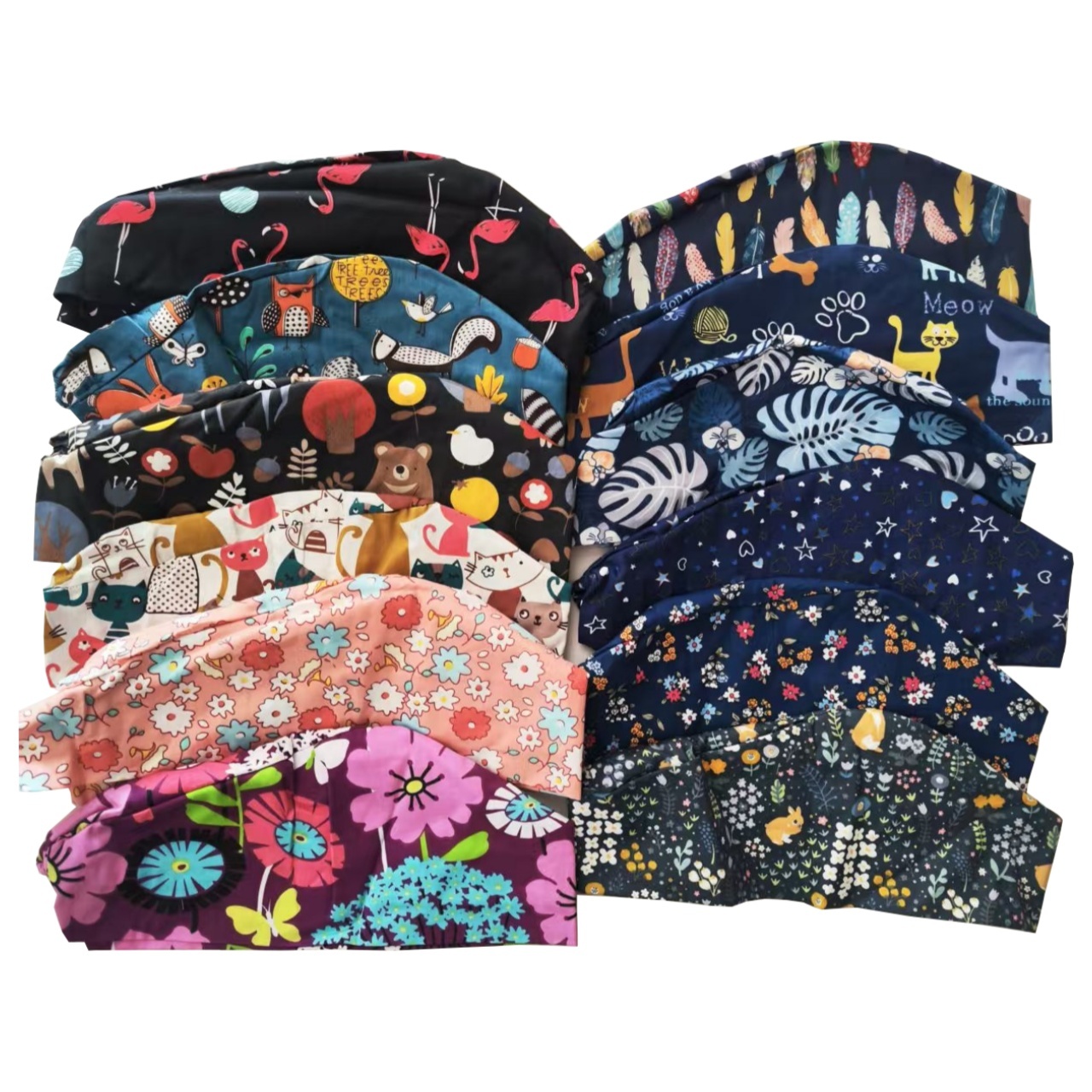 Gorro Quirúrgico Estampado – Ajustable y Transpirable /Paquete con 12 piezas