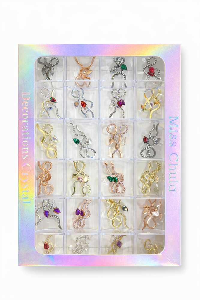 Decoraciones metálicas 3D para uñas con cristales – set en caja