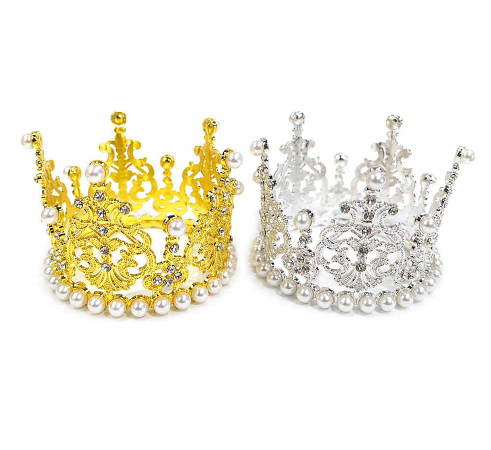 Corona Metálica Decorativa (5.5*7.8cm) /Paquete con 12 piezas