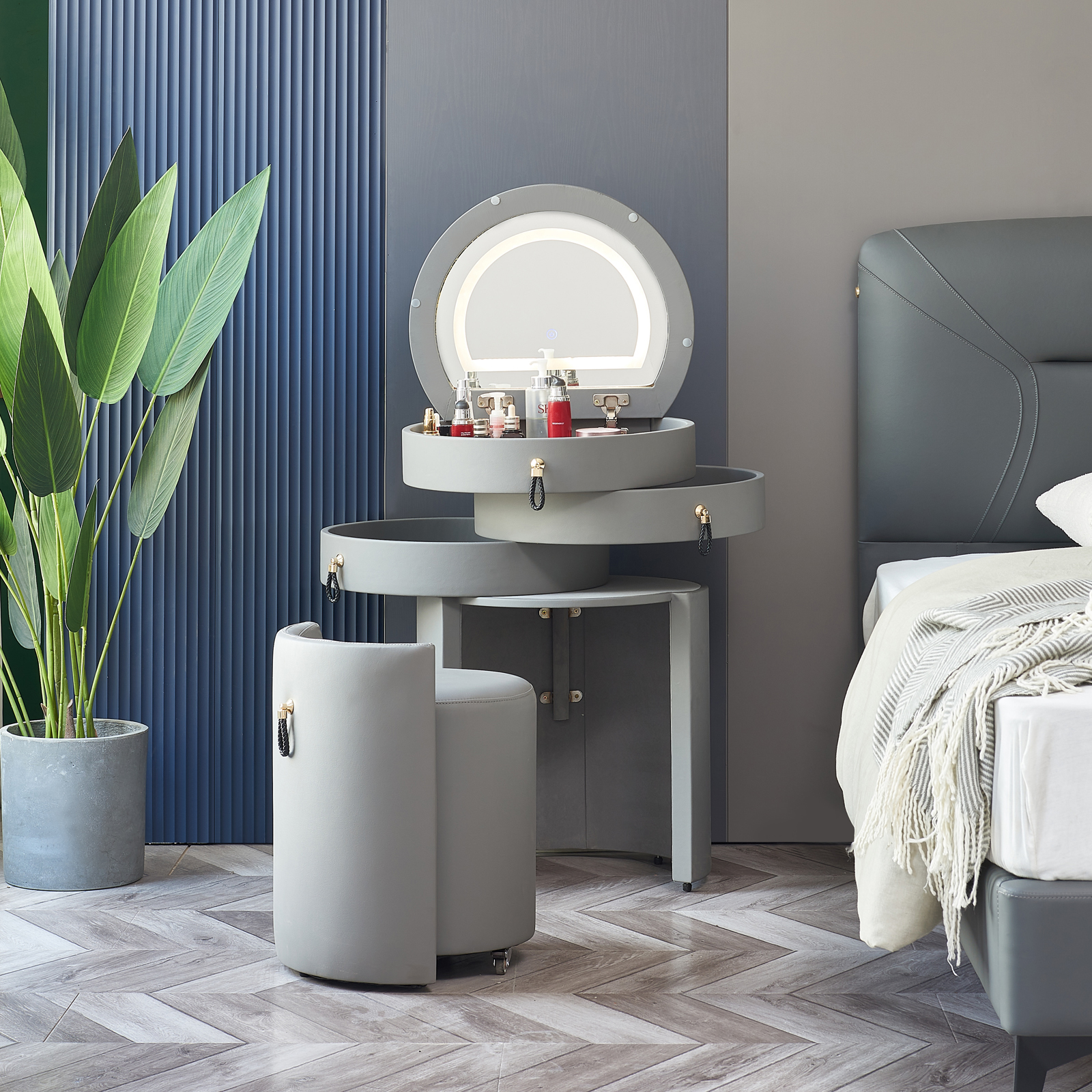 Fukayi Vintage Bedside Table