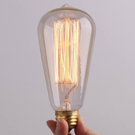 40W E26 Vintage Edison Bulb Classic Design Single Incandescent Light in Brass Finish