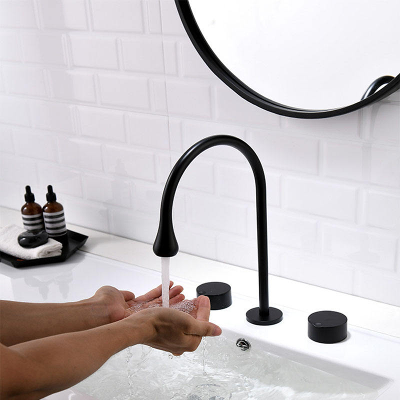 Bathroom basin faucet brass 3 holes double handle sink faucet  deck mount hot and cold mixer faucet brush gold / black