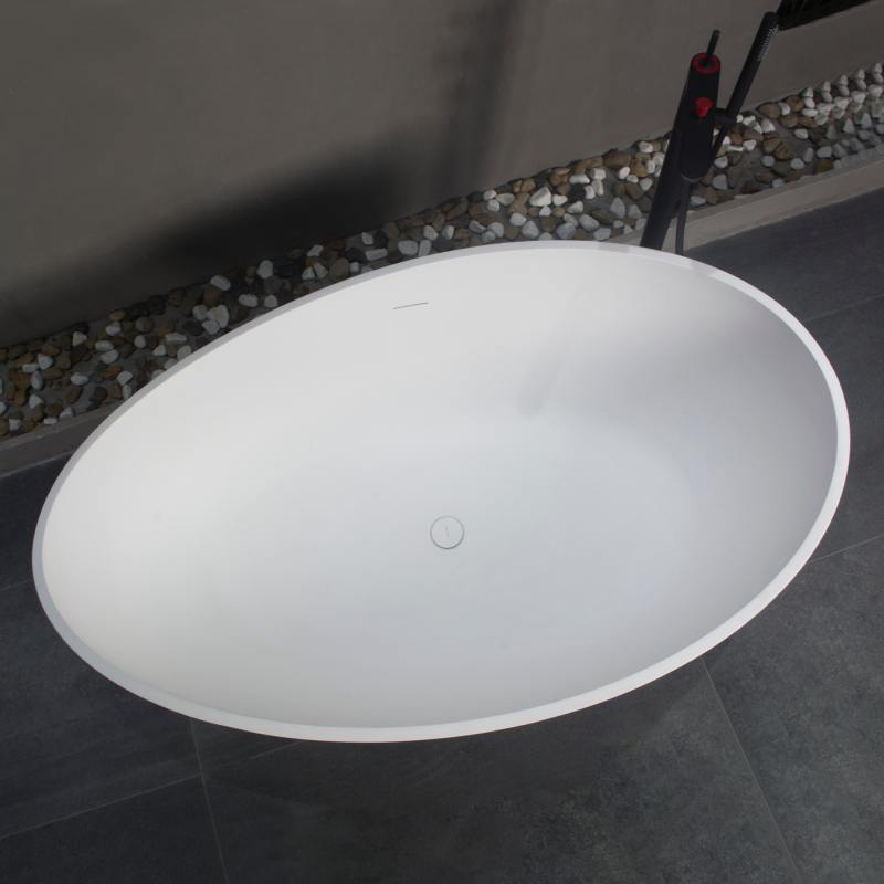 Modern Oval Freestanding Stone Resin Soaking Bathtub with Center Drain