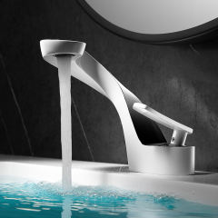 Modern Creative Single Handle 1-Hole Polished Chrome Bathroom Sink Faucet