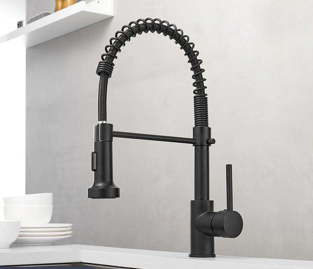 Kitchen faucet brush Brass faucet Kitchen sink single lever pull-out spring spout faucet Hot and cold water faucet
