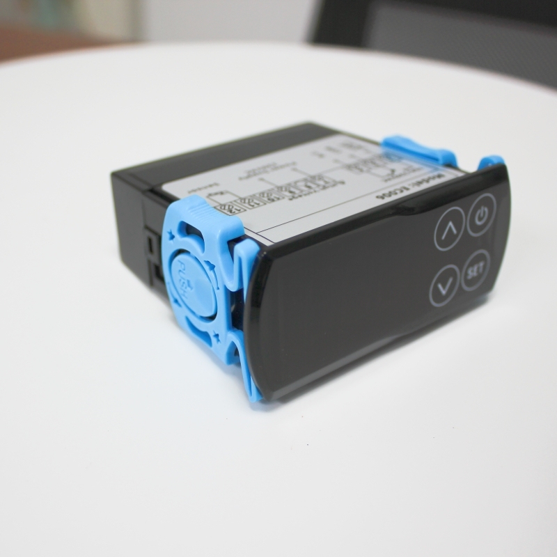 24V AC110-220V Switch temperature controller