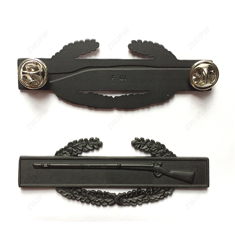 US WW2 Army Combat Infantryman Badge First Award Insignia Shooting Medal