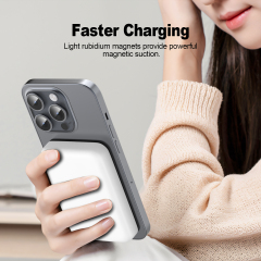 ESEEKGO P-05B 5000mAh 15W Magnetic Wireless Power Bank & 1.3FT USB-C To C Charging Cable