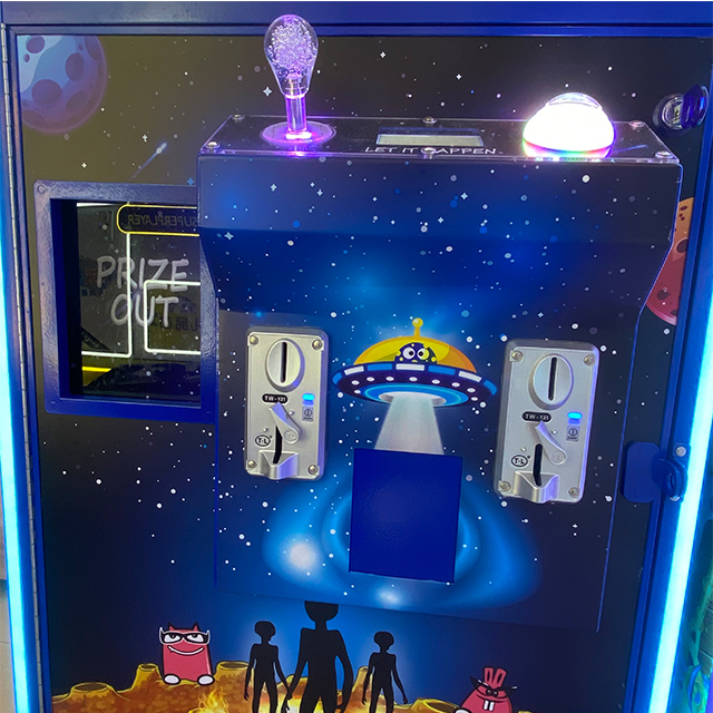 Claw Crane Machine "Let It Happen"